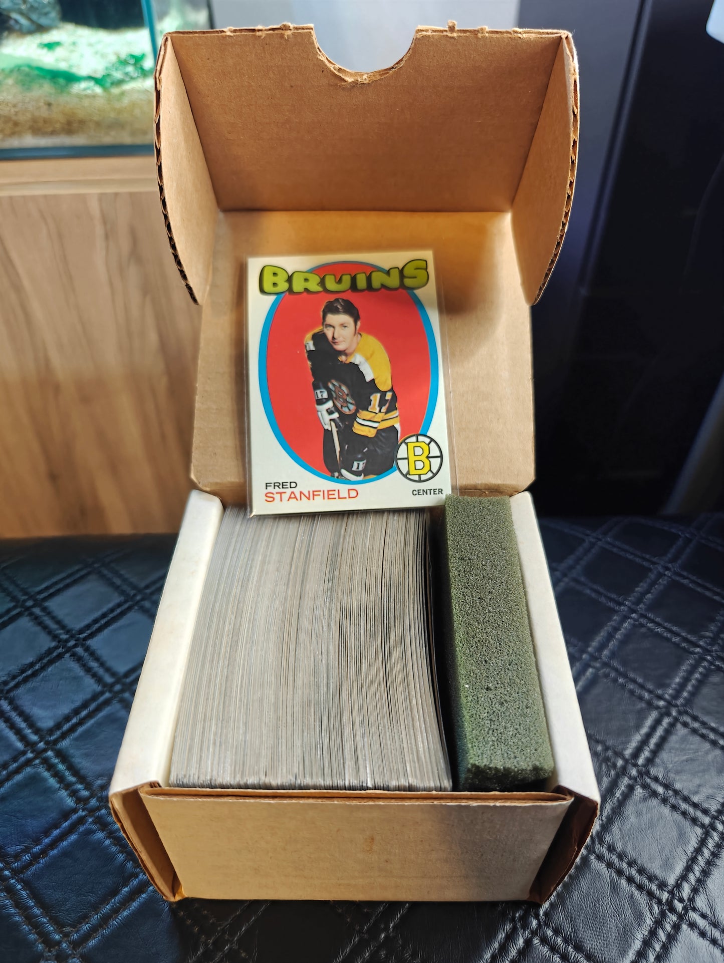 1971-72 Topps Hockey Complete Set (132) Orr Dryden Howe Hull PSA 7-8 Range