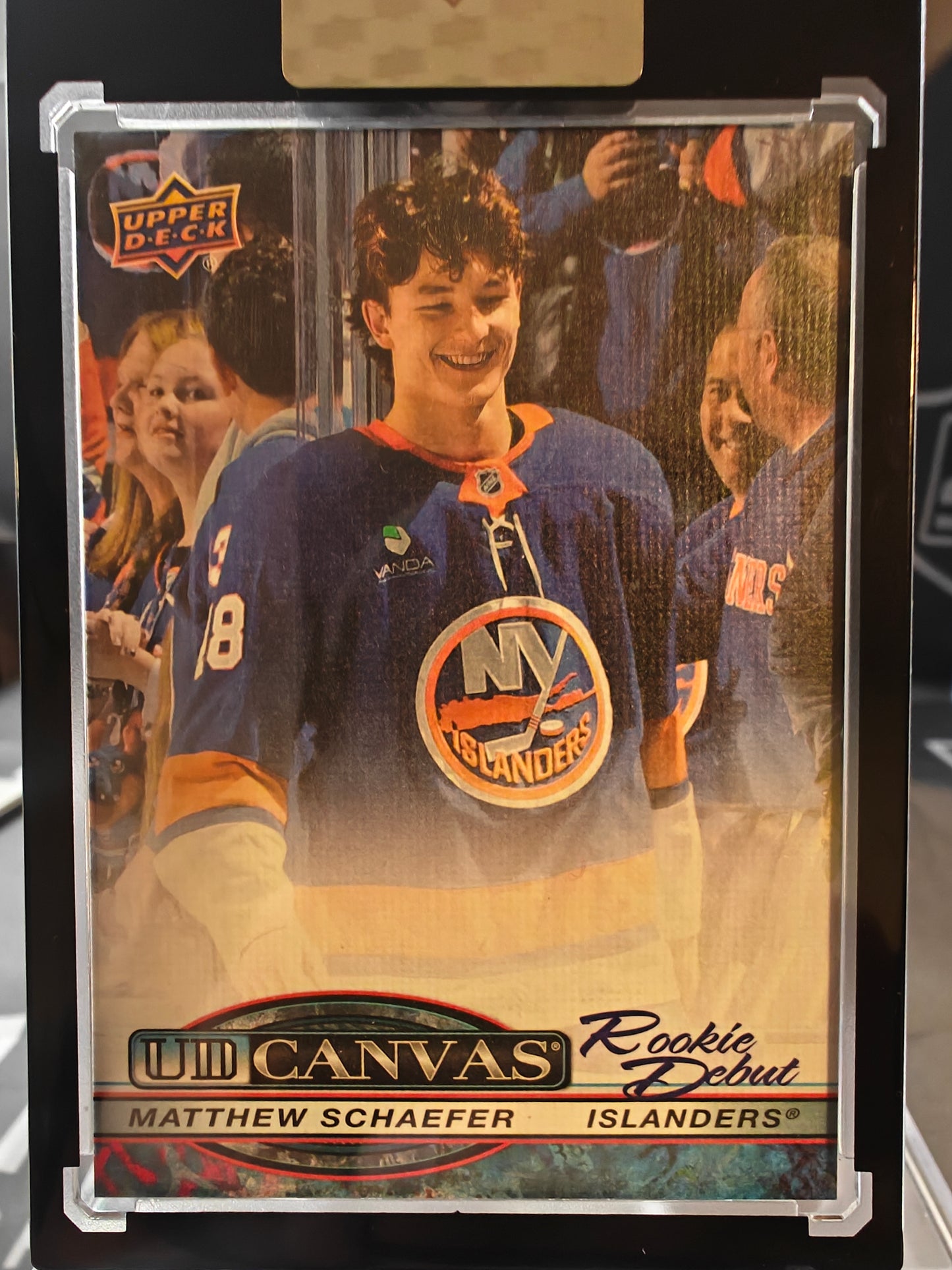 2025-26 Upper Deck Clear Cut Hockey Matthew Schaefer UD Canvas Rookie Debut RC